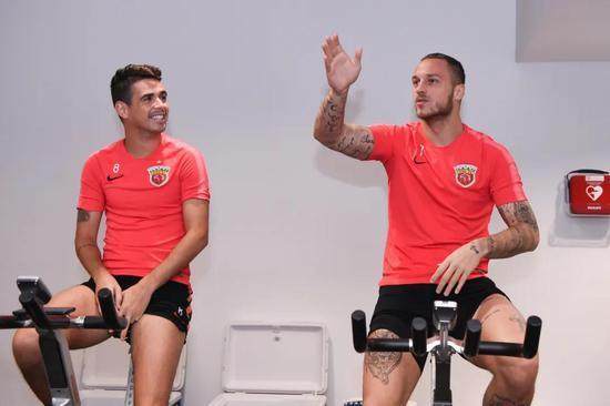 九游游戏中心-没了绿巨人射手仍够用 奥瑙联手虐虎交出惊人成绩